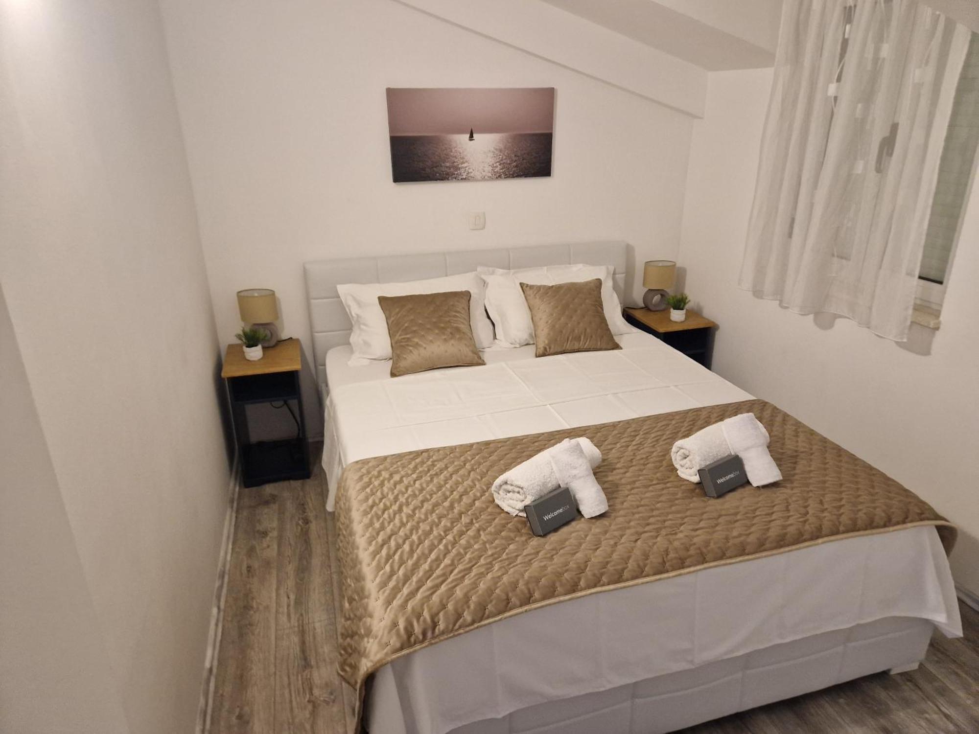 Apartments Mb คาชเตลา ภายนอก รูปภาพ