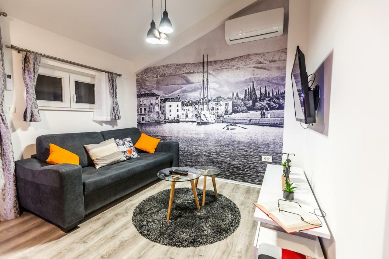 Apartments Mb คาชเตลา ภายนอก รูปภาพ