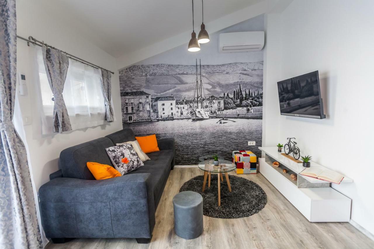 Apartments Mb คาชเตลา ภายนอก รูปภาพ